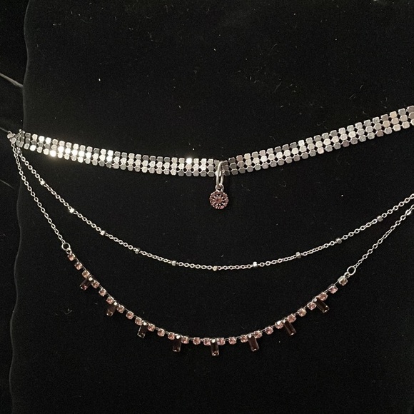 Free People 3-strand pink crystal, flower, mesh charm necklace! NWT. - Picture 6 of 8